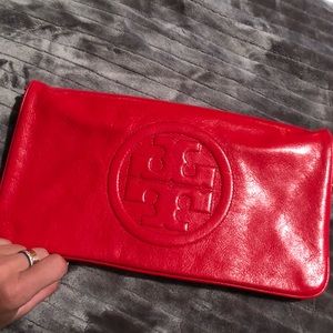 Tory Burch Reva Bombé Clutch